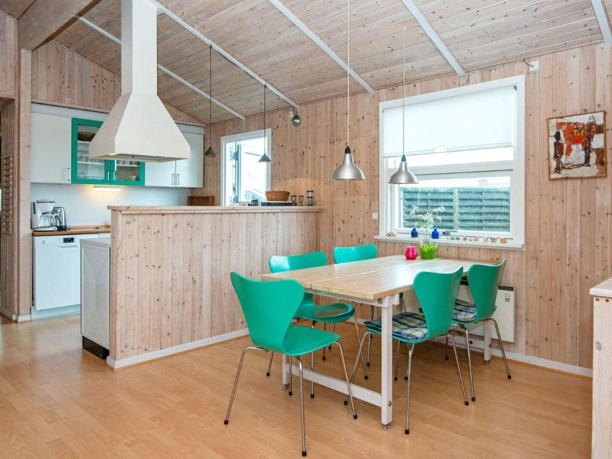6 Person Holiday Home In Fan Fanø Eksteriør bilde